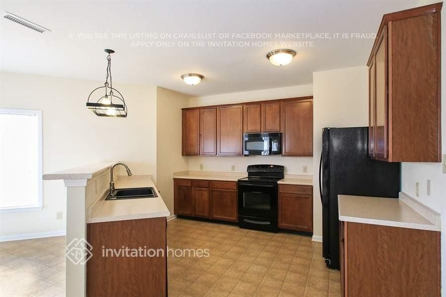 329 Zander Woods Ct - Photo 6 of 18