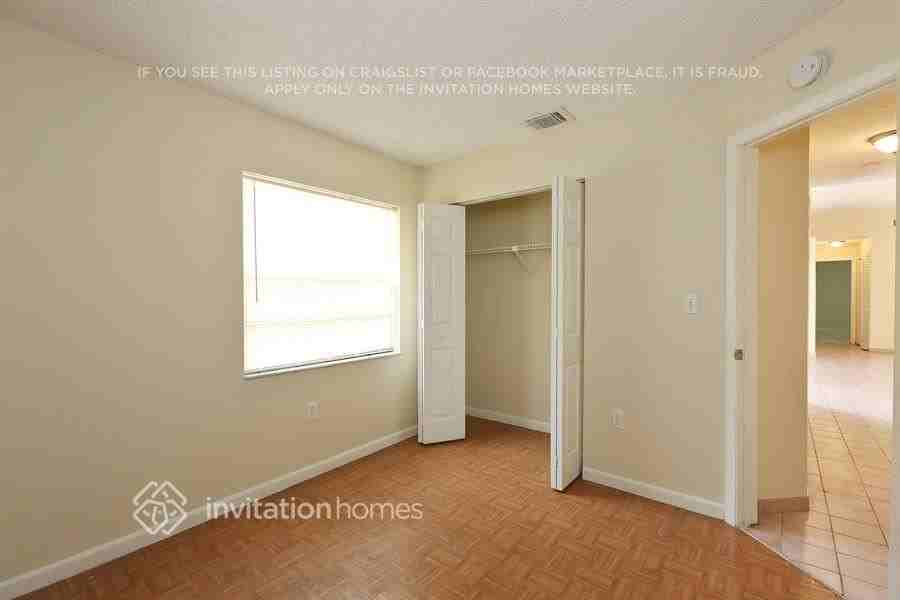 6572 Nw 197th Ln - Photo 7 of 12