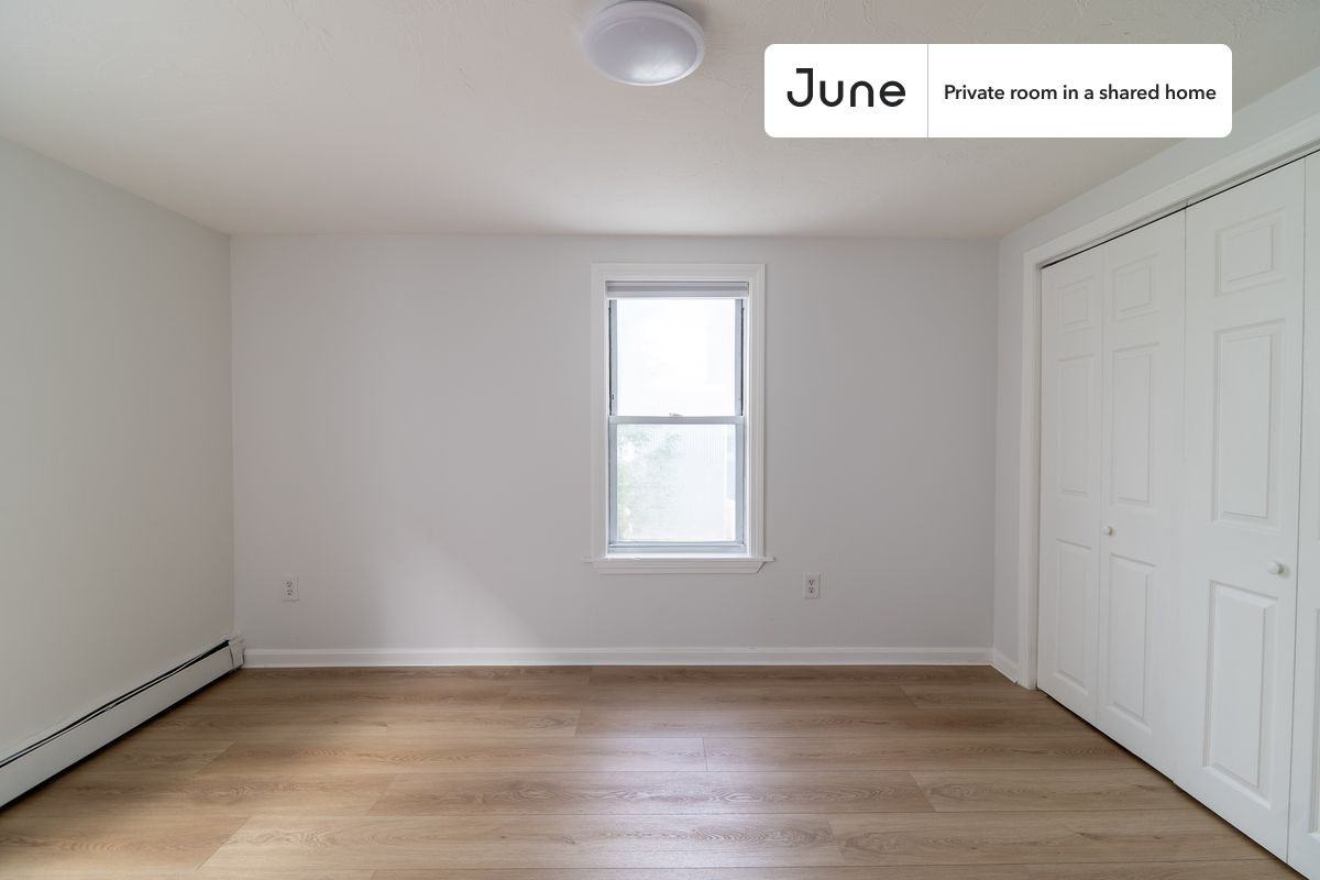 83 Winter St #B - Photo 5 of 19