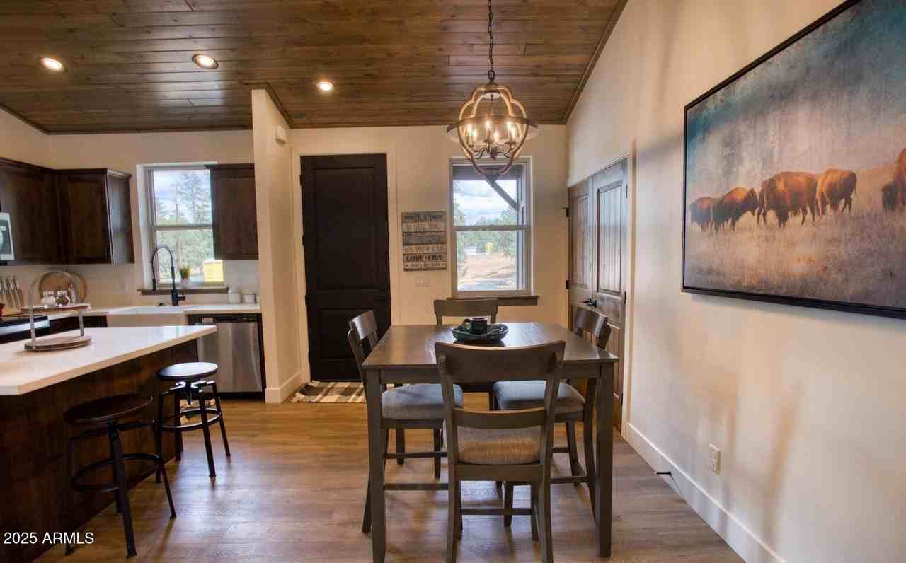 3901 W Cooley St - Photo 6 of 21