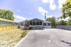 20507 Spires St - Photo 1 of 1