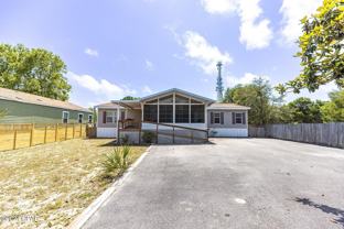 20507 Spires St - Photo 1 of 1