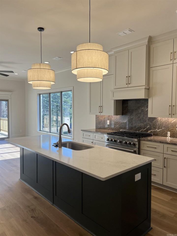 2 Chelle Cv - Photo 5 of 30