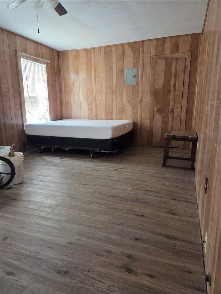 200 Clemmer St Unit B - Photo 2 of 9