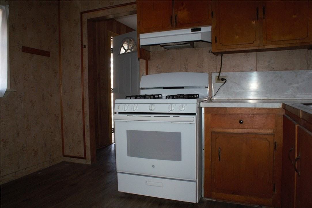 200 Clemmer St Unit B - Photo 6 of 9