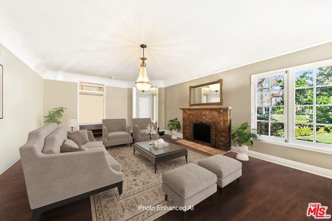 401 N Mccadden Pl - Photo 7 of 46