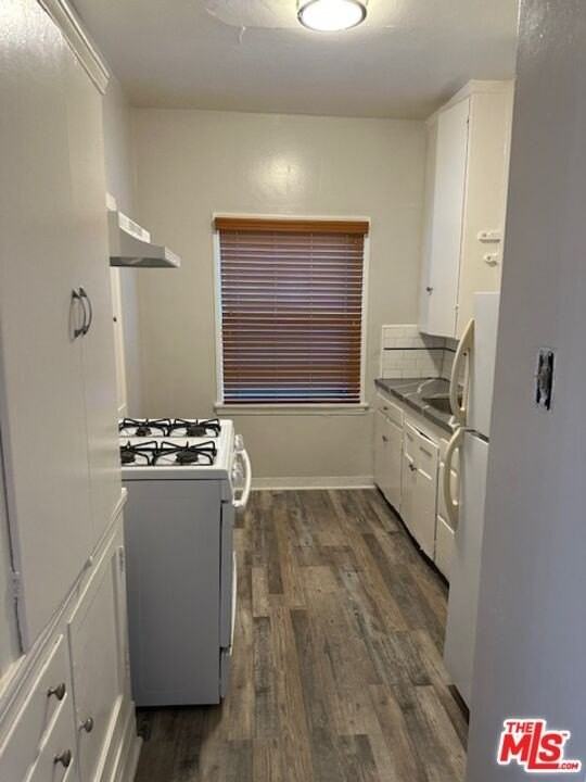 1025 Locust Ave Apt 2 - Photo 5 of 50