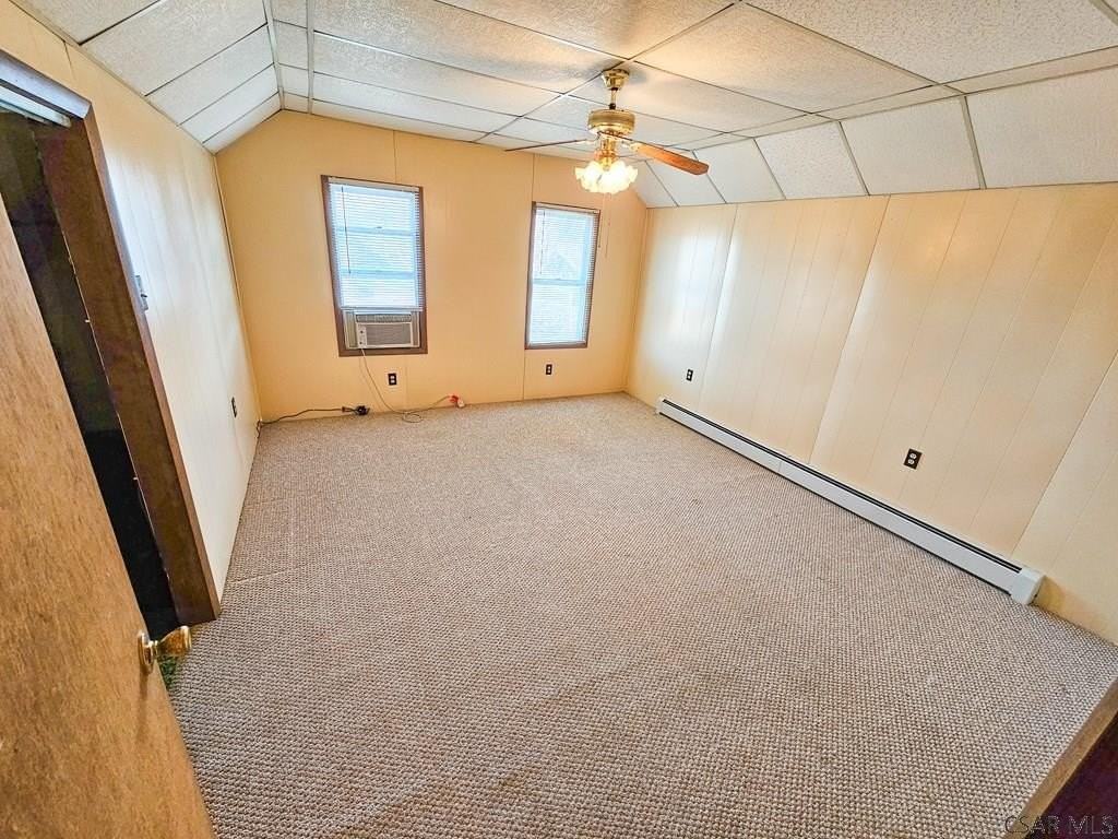 520 Vickroy Ave - Photo 7 of 19