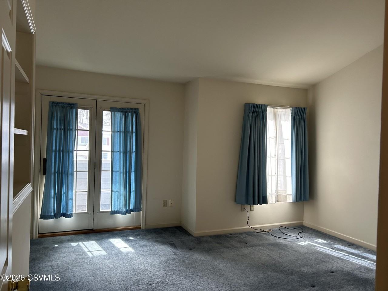 444 Meadow Ln - Photo 7 of 10