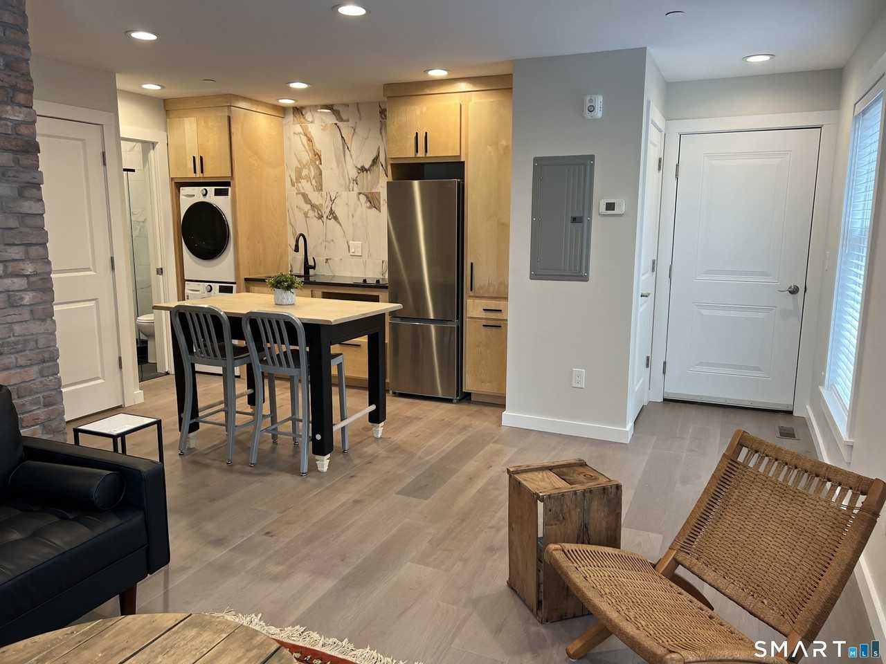 177 Butternut St Apt 3 - Photo 6 of 22