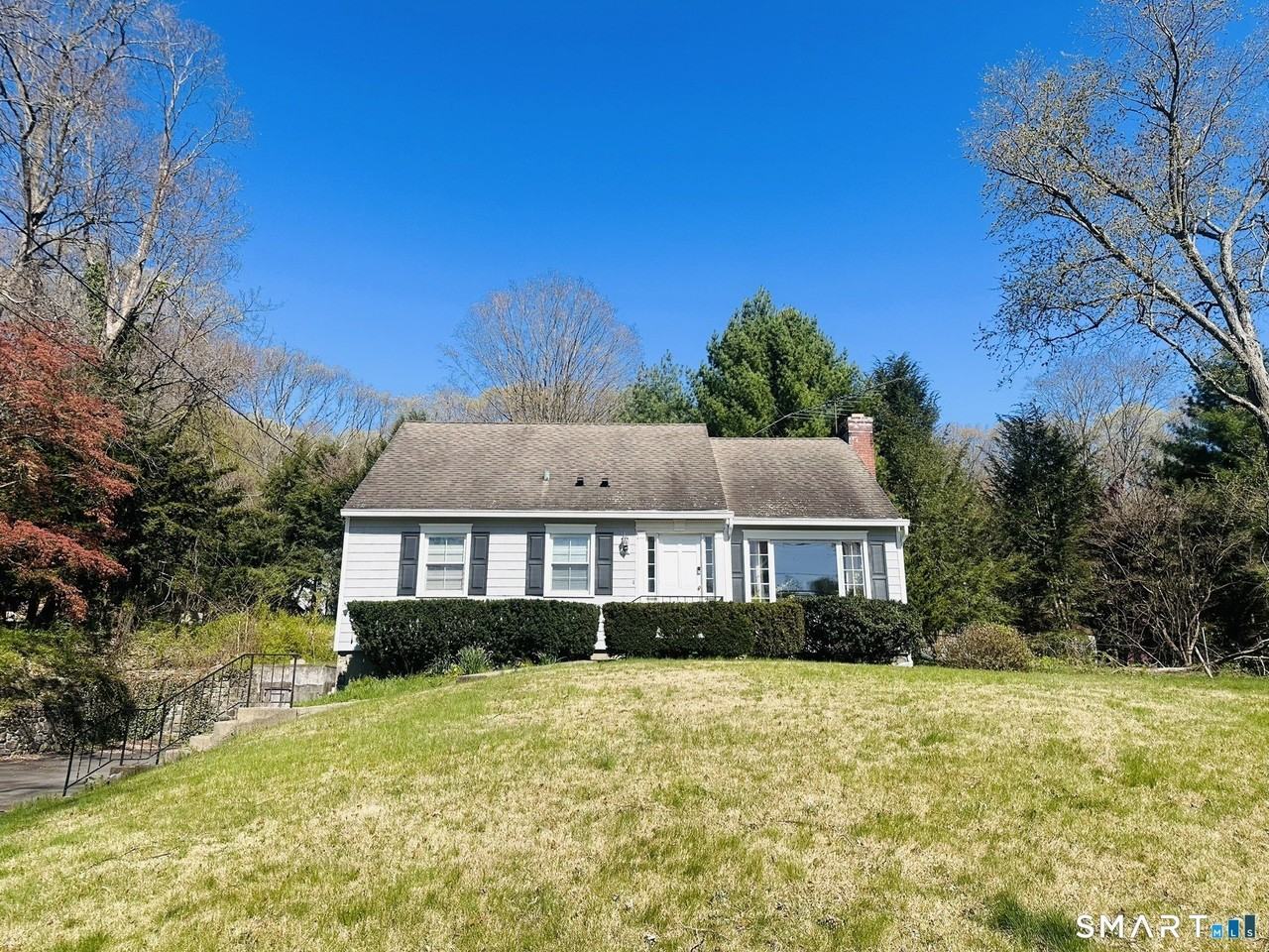 37 Weed St - Photo 4 of 33