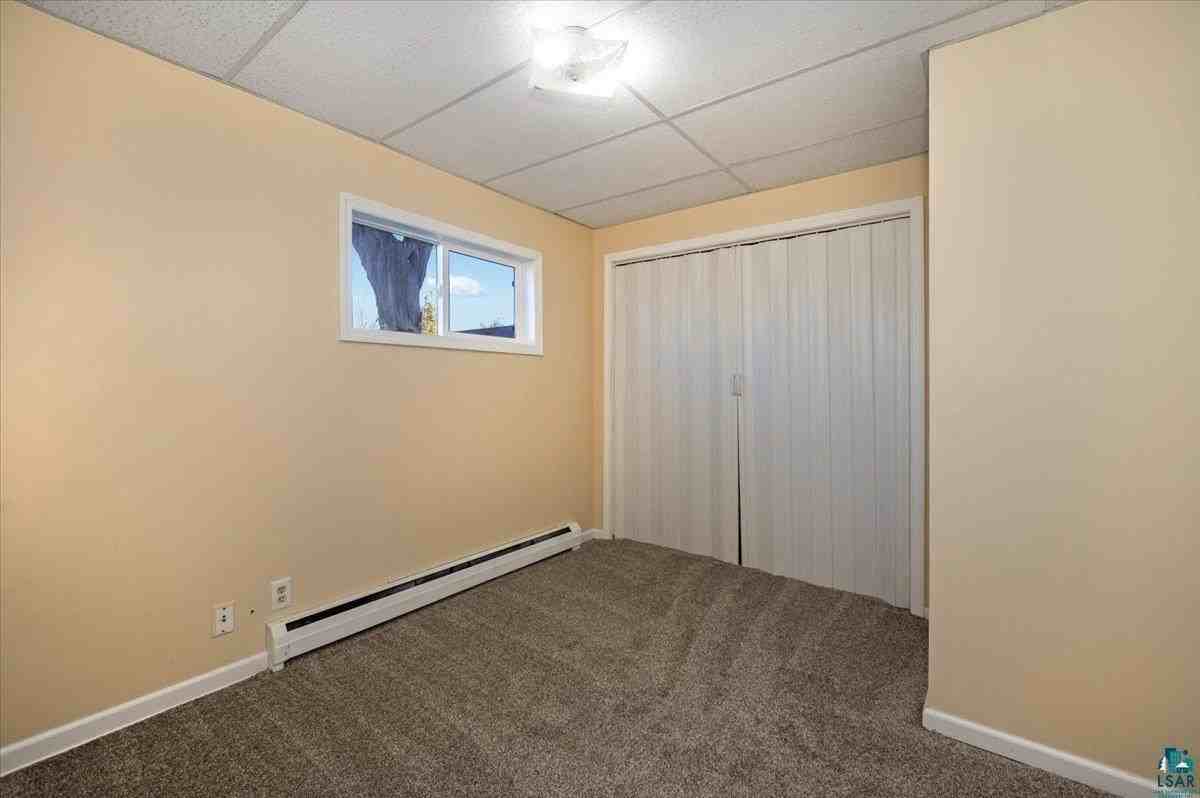 1301 Hughitt Ave - Photo 7 of 8