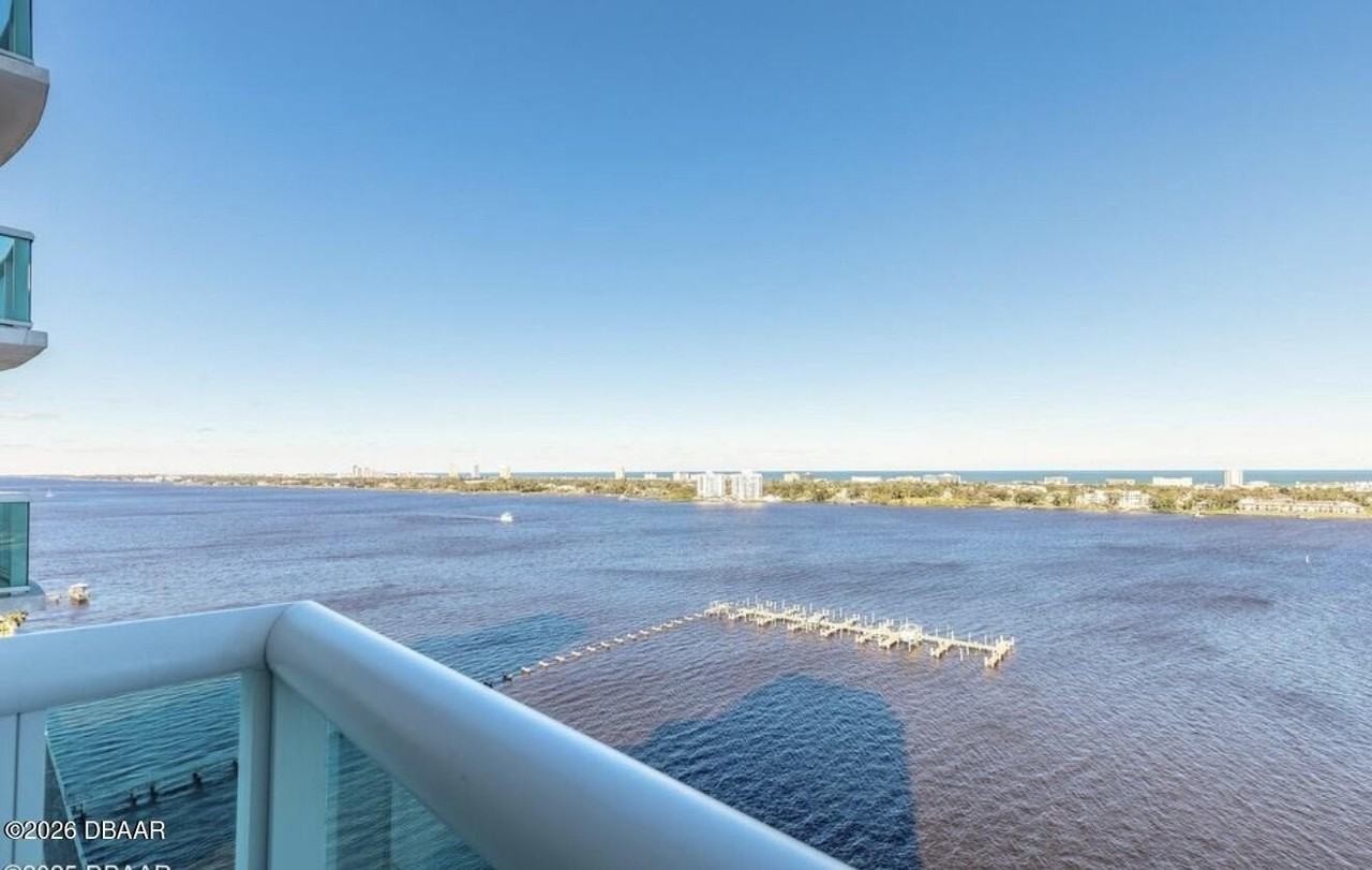 231 Riverside Dr Unit 1501 - Photo 3 of 50