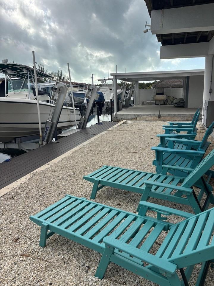 210 W 2nd Ct - Photo 4 of 5