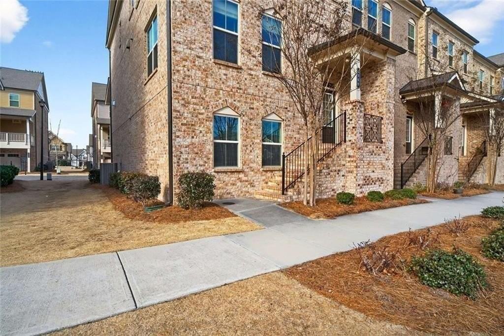 3960 Redwood Dr - Photo 2 of 47