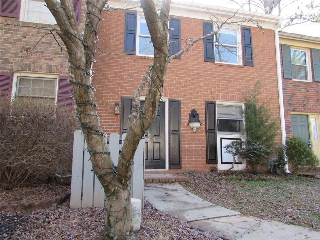 1716 Twin Brooks Dr Se - Photo 3 of 32