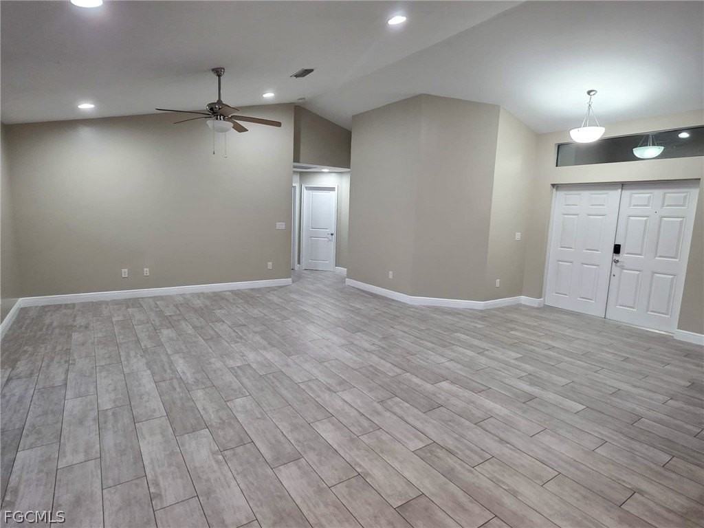 4120 Ne 15th Pl - Photo 6 of 10