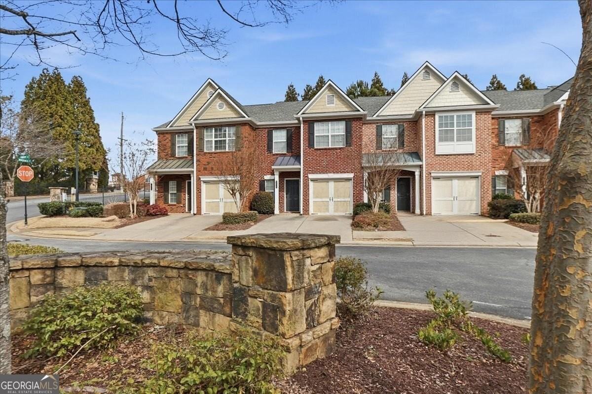 5630 Lawley Dr - Photo 5 of 50