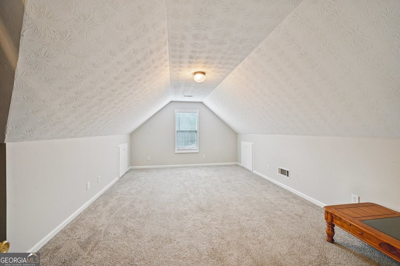 25 Castlehill Ct - Photo 6 of 21