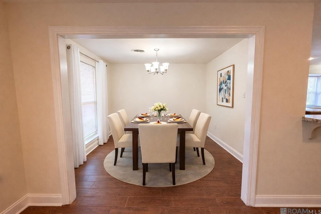 12360 Warwick Ave - Photo 6 of 30