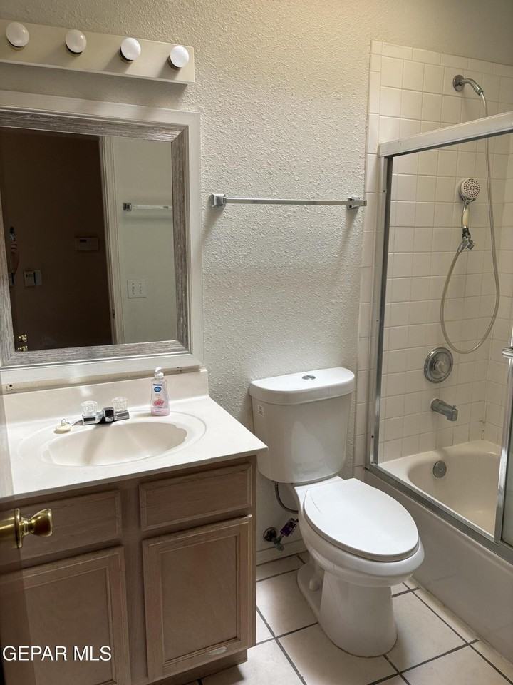 13981 Veny Webb St - Photo 3 of 20