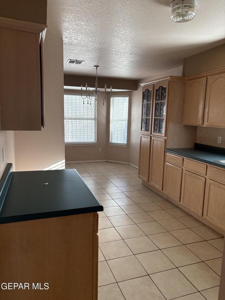 13981 Veny Webb St - Photo 5 of 20