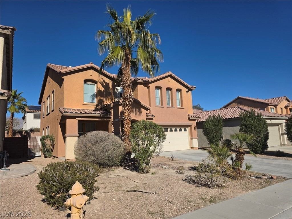 2312 Scissortail Ct - Photo 2 of 50