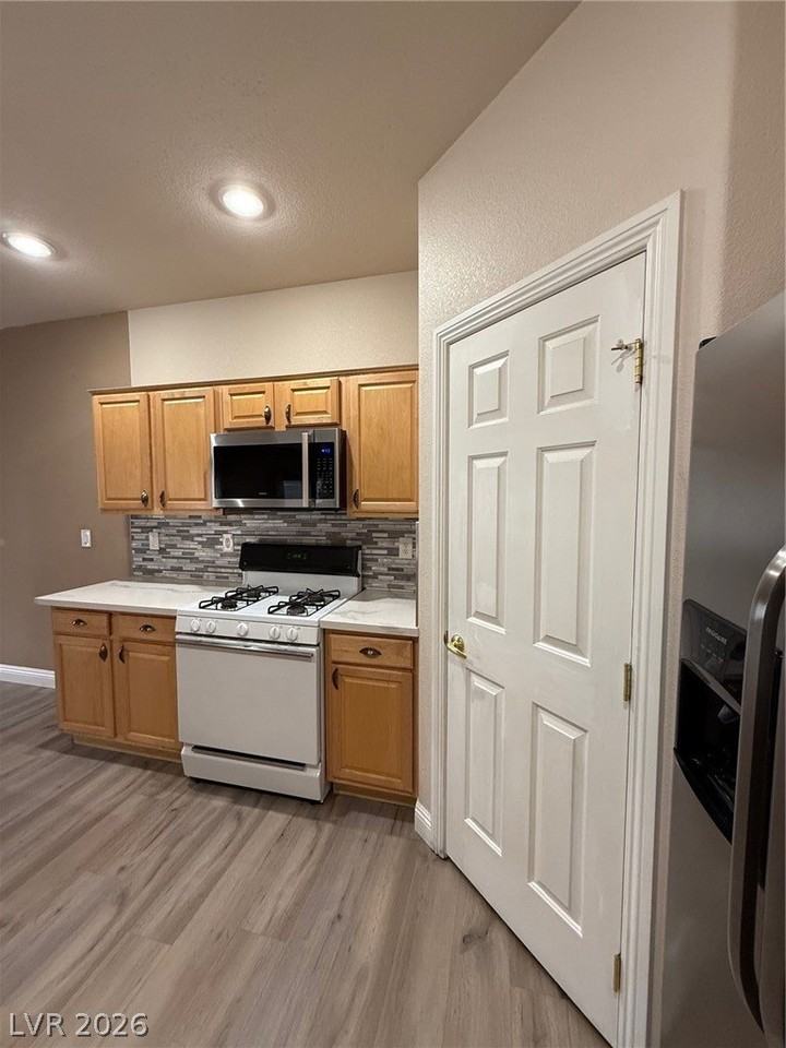 6463 Elwood Mead Ave #103 - Photo 6 of 23