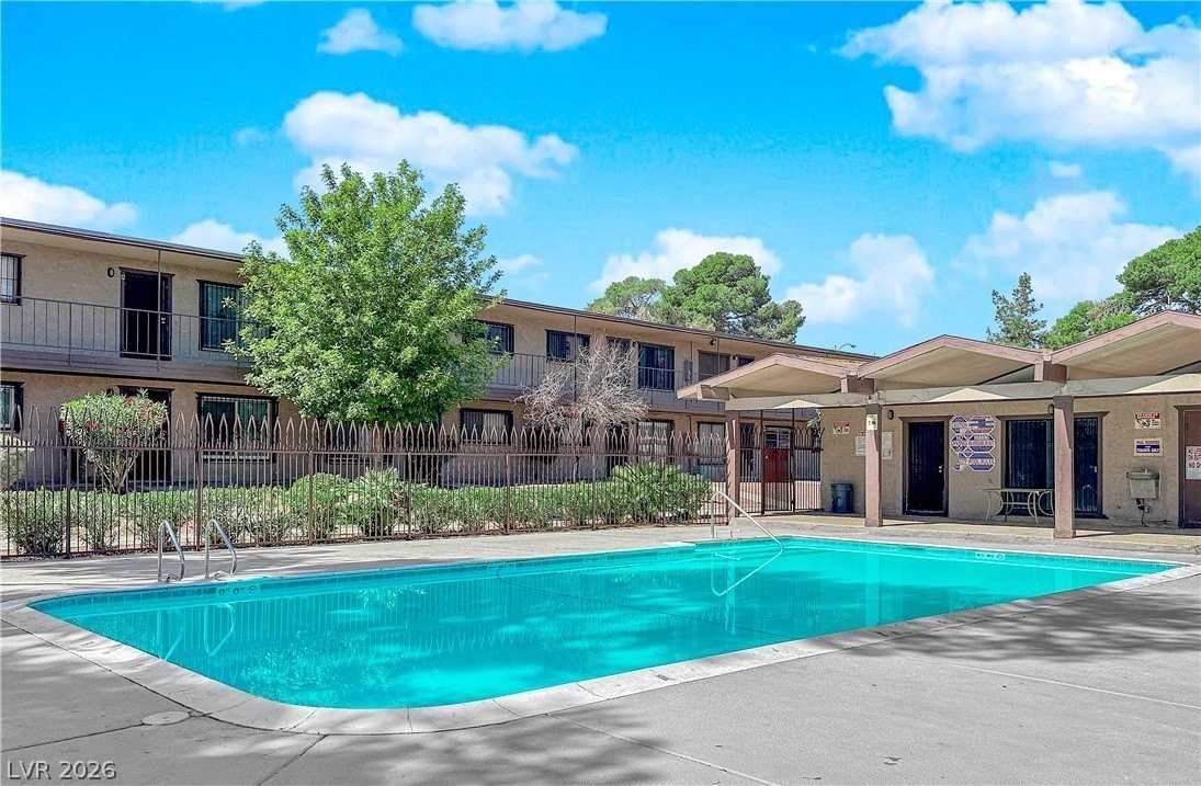 3726 Hazelwood St #24