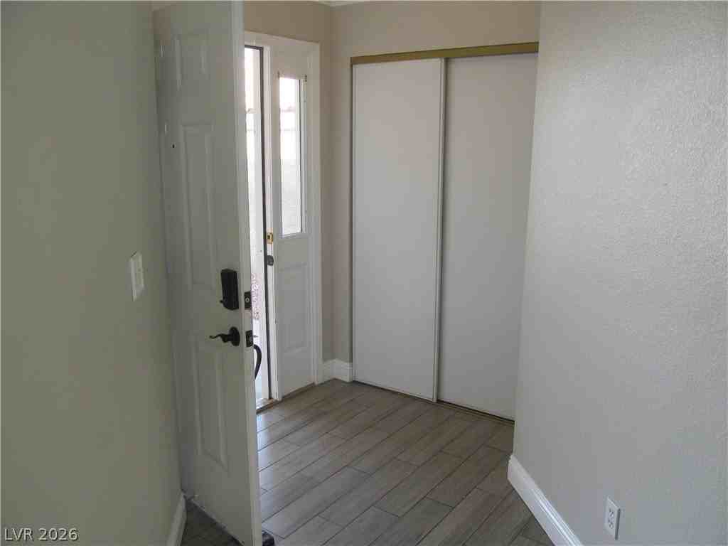 8257 Illusion Ct - Photo 4 of 31