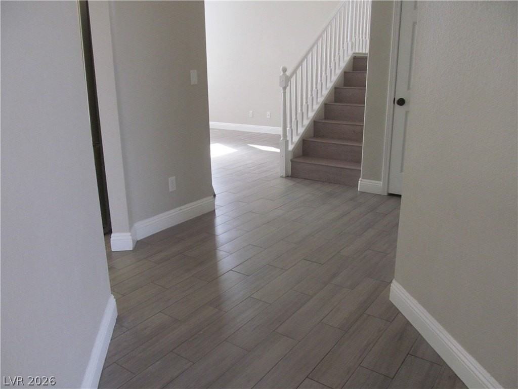 8257 Illusion Ct - Photo 5 of 31