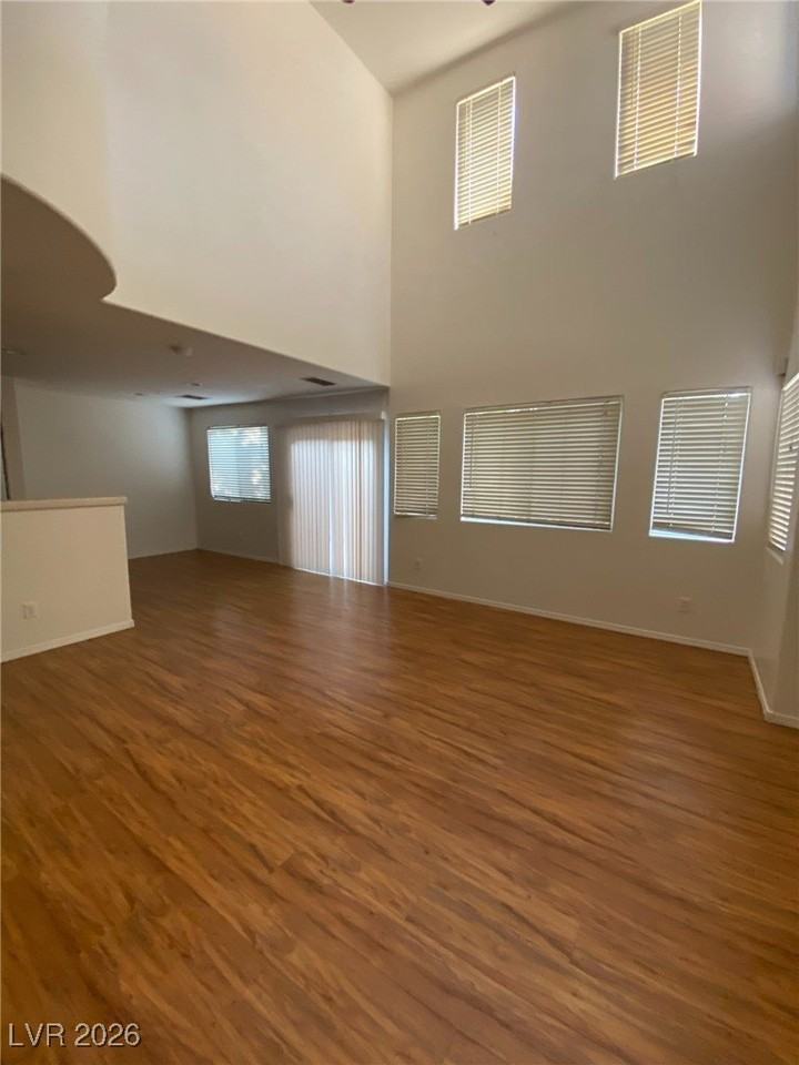 987 Cantabria Heights Ave - Photo 2 of 26