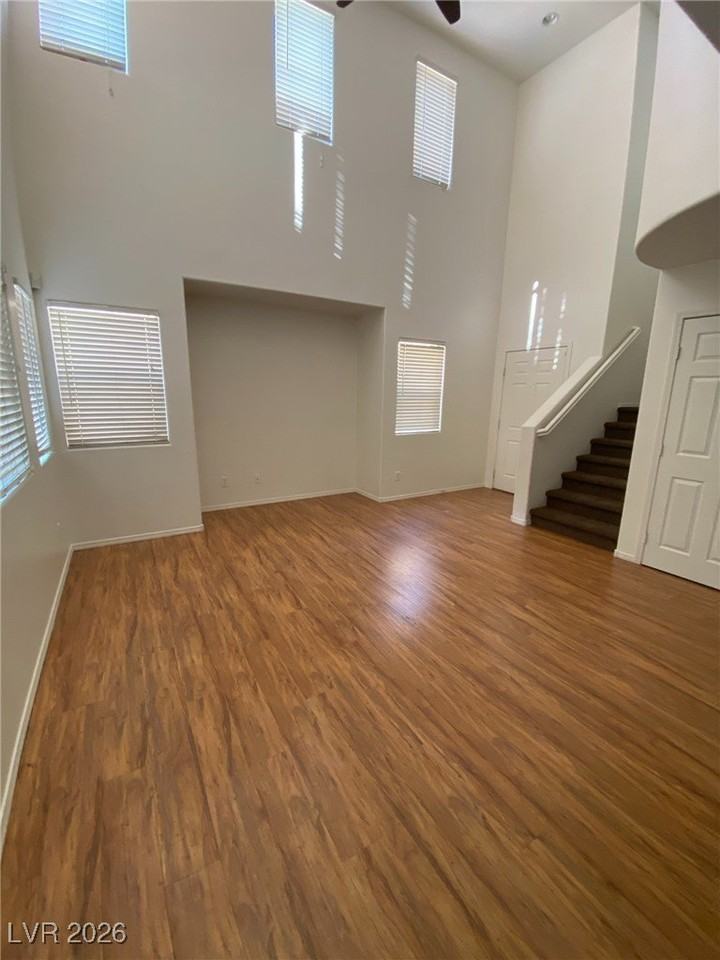 987 Cantabria Heights Ave - Photo 4 of 26