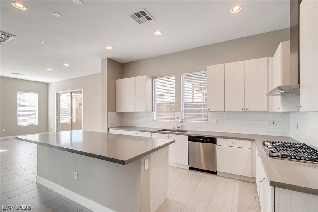 11285 Essence Point Ave #103 - Photo 6 of 11