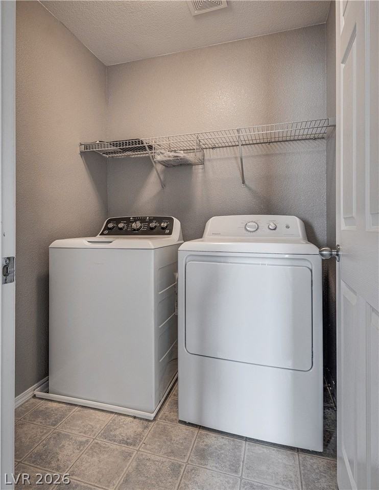 3824 Badgerbrook St - Photo 6 of 6