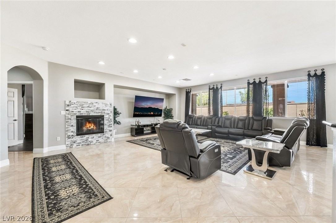 2776 Culloden Ave - Photo 6 of 28