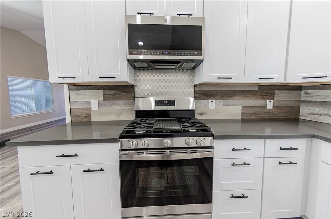 517 Crony Ave - Photo 2 of 36