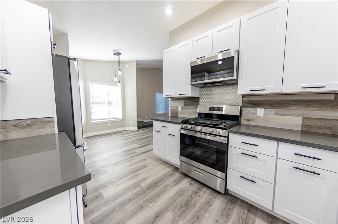 517 Crony Ave - Photo 5 of 36