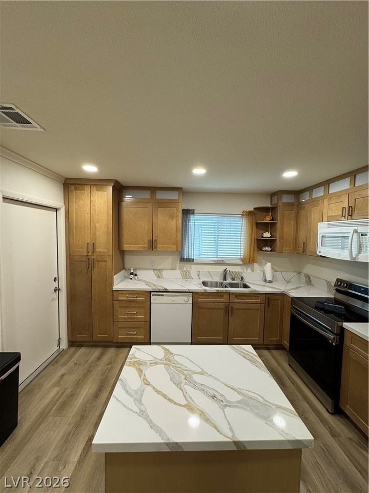 4470 Rich Dr #C - Photo 6 of 25