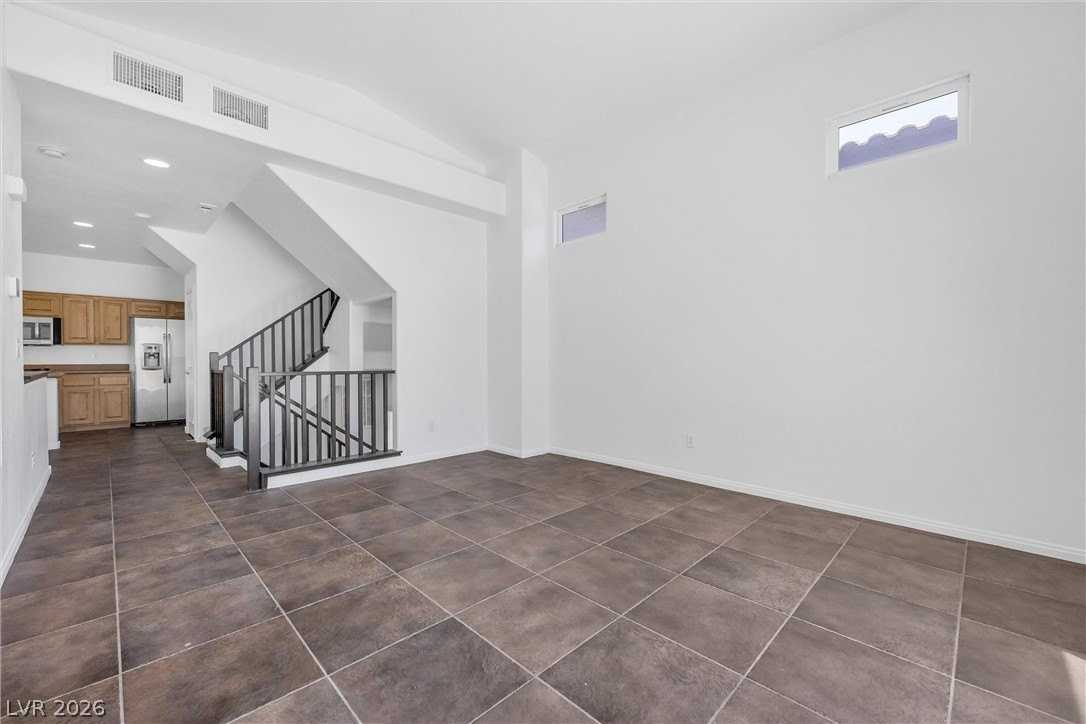 1864 Granemore St - Photo 7 of 33