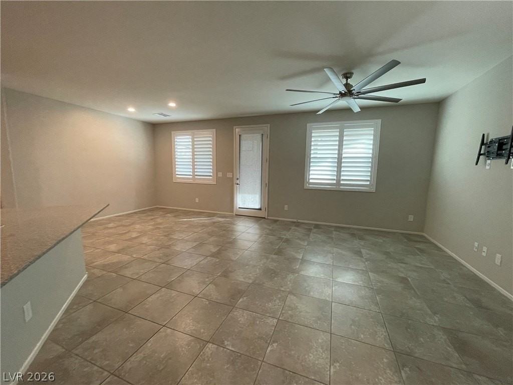 9326 Fire Rose St - Photo 6 of 32