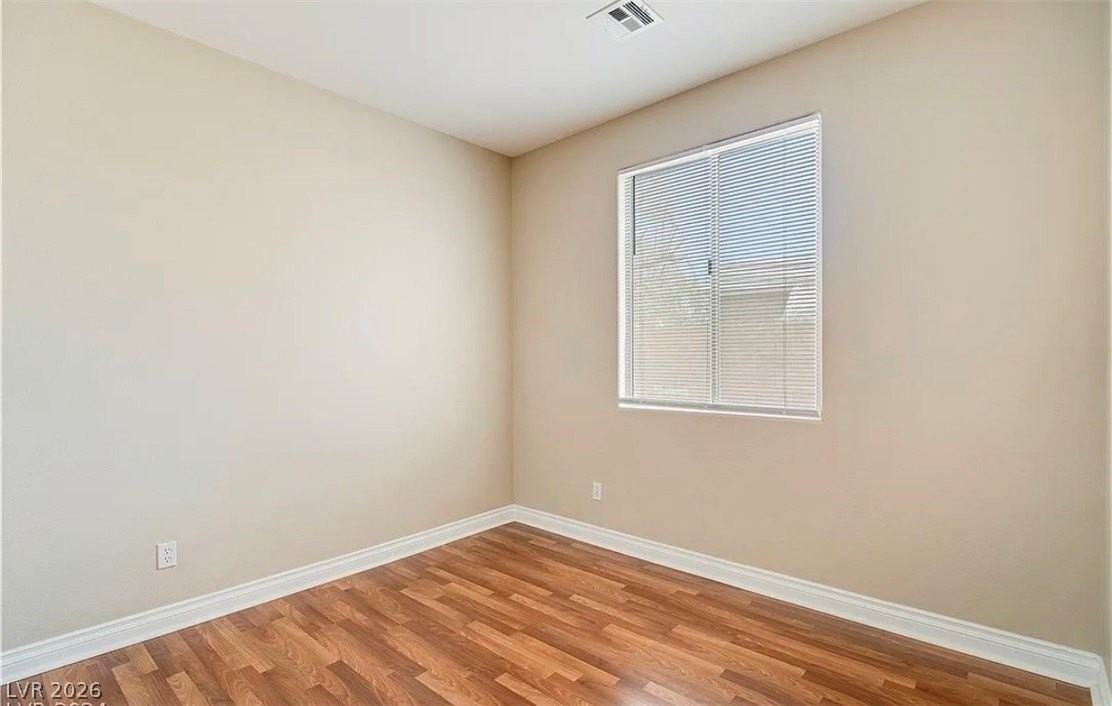 2406 Paveene Ave - Photo 6 of 29