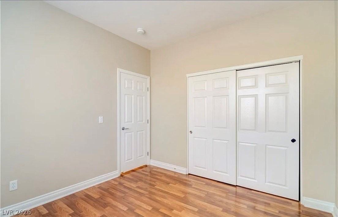 2406 Paveene Ave - Photo 7 of 29