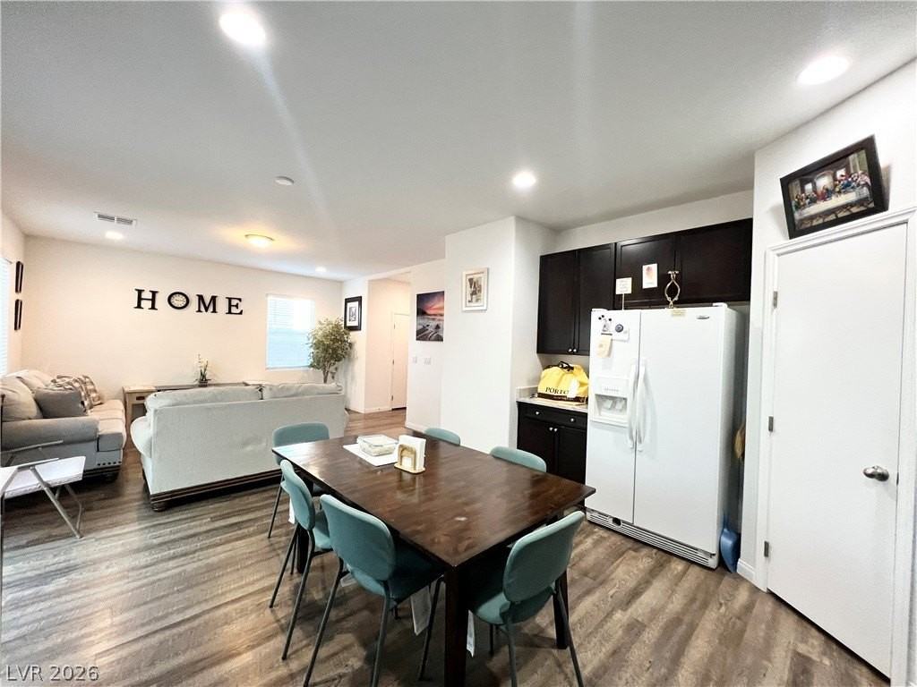 5276 Sherwood Forest Ln - Photo 6 of 31