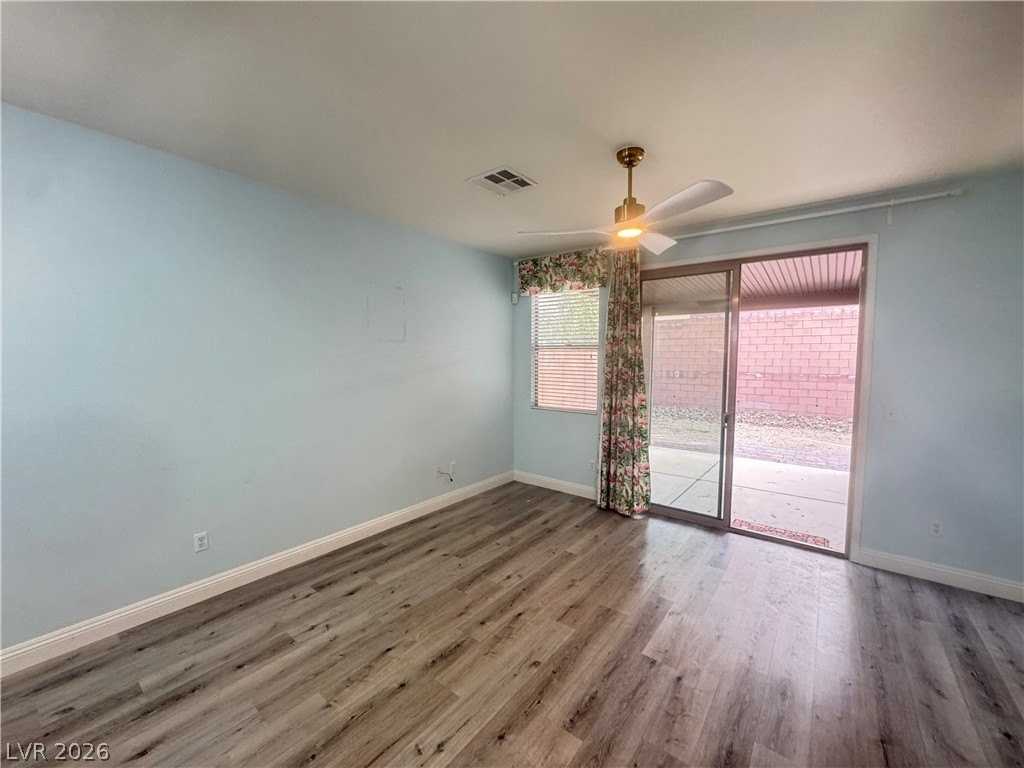 10729 Pearl River Ave - Photo 5 of 21