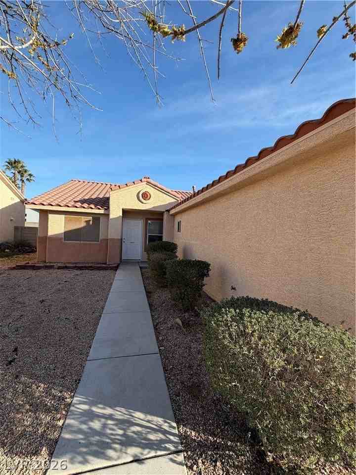 4024 W Delhi Ave - Photo 4 of 31