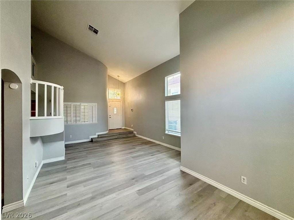 9704 Sierra Mesa Ave - Photo 6 of 26