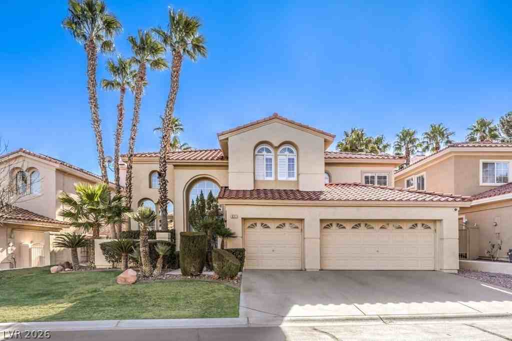 8313 Paseo Vista Dr - Photo 3 of 38