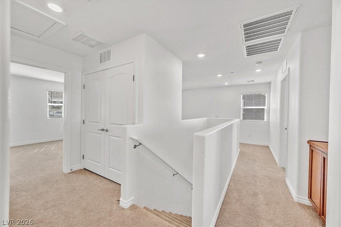 352 Rosefinch St - Photo 6 of 29