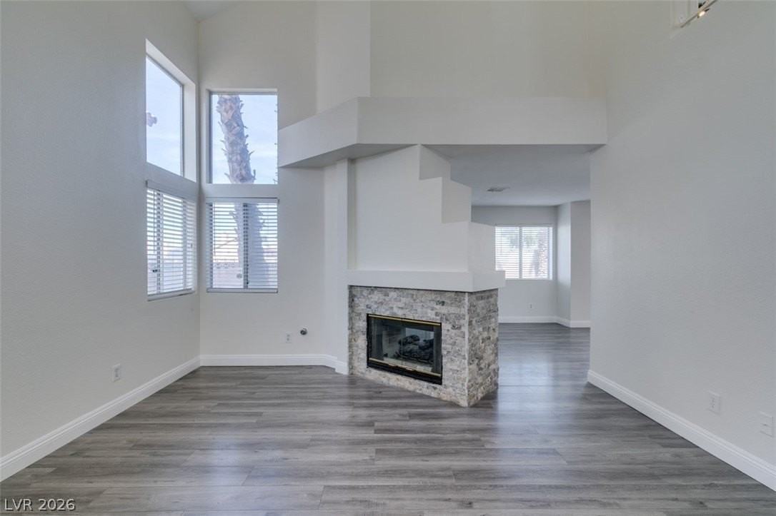 8006 Counterpoint Ln - Photo 6 of 47